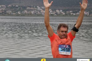 9ος Γύρος Λίμνης Ιωαννίνων - Αγώνες 30 χλμ. και 10 χλμ.