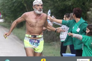 9ος Γύρος Λίμνης Ιωαννίνων - Αγώνες 30 χλμ. και 10 χλμ.