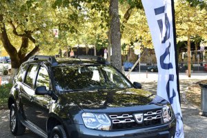 Το εντυπωσιακό Renault Megane οδήγησε τους δρομείς στον τερματισμό