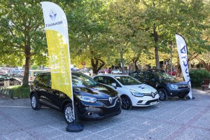 Το εντυπωσιακό Renault Megane οδήγησε τους δρομείς στον τερματισμό